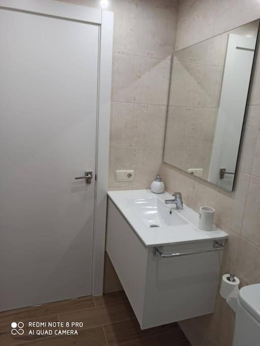 Acogedor Y Precioso Apartamento + Parking Privado San Sebastián Exteriör bild